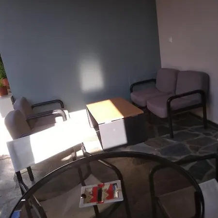 Apartment με κήπο στην άβυθο, αιγίου *
